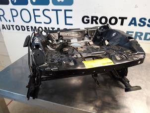 Gebruikte Stoelframe Volkswagen Tiguan (5N1/2) 1.4 TSI 16V Prijs € 60,00 Margeregeling aangeboden door Autodemontagebedrijf R. Poeste B.V.