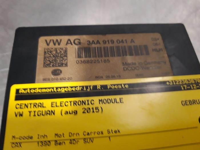 CEM (module) van een Volkswagen Tiguan (5N1/2) 1.4 TSI 16V 2015