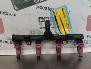 Gebruikte Injector brug Fiat Punto II (188) 1.4 16V Prijs € 30,00 Margeregeling aangeboden door Autodemontagebedrijf R. Poeste B.V.