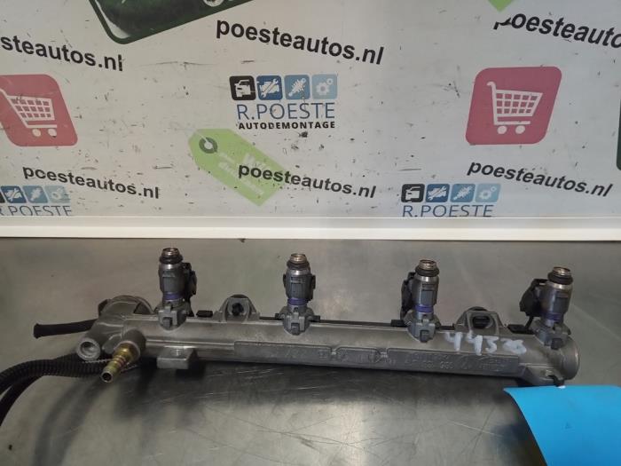 Gebruikte Galerij (Injectie) Seat Leon (1M1) 1.6 16V Prijs € 50,00 Margeregeling aangeboden door Autodemontagebedrijf R. Poeste B.V.