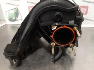 Gebruikte Inlaatspruitstuk Chevrolet Lacetti (KLAN) 1.4 16V Prijs € 50,00 Margeregeling aangeboden door Autodemontagebedrijf R. Poeste B.V.