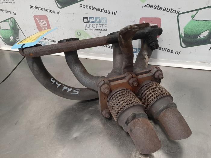 Gebruikte Uitlaatspruitstuk Volkswagen Bora (1J2) 2.0 Prijs € 40,00 Margeregeling aangeboden door Autodemontagebedrijf R. Poeste B.V.