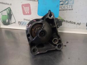 Gebruikte Startmotor Renault Laguna II Grandtour (KG) 2.0 16V Prijs € 20,00 Margeregeling aangeboden door Autodemontagebedrijf R. Poeste B.V.