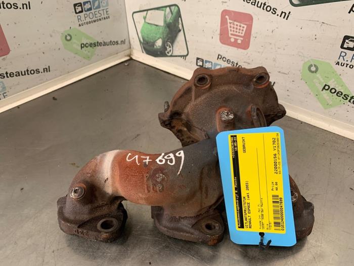 Gebruikte Spruitstuk Uitlaat Renault Espace (JK) 3.5 V6 24V Grand Espace Prijs € 40,00 Margeregeling aangeboden door Autodemontagebedrijf R. Poeste B.V.