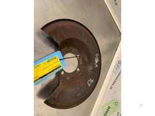 Gebruikte Ankerplaat (Rem) Toyota Yaris II (P9) 1.33 16V Dual VVT-I Prijs € 15,00 Margeregeling aangeboden door Autodemontagebedrijf R. Poeste B.V.