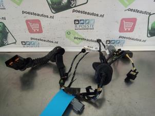 Gebruikte Bedrading Compleet Elektrisch Ford Focus C-Max 1.8 16V Prijs € 30,00 Margeregeling aangeboden door Autodemontagebedrijf R. Poeste B.V.