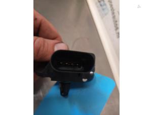 Gebruikte Map Sensor (inlaatspruitstuk) Alfa Romeo MiTo (955) 1.4 Turbo 16V Prijs € 20,00 Margeregeling aangeboden door Autodemontagebedrijf R. Poeste B.V.