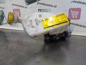 Gebruikte Hoofdremcilinder Citroen C4 Cactus (0B/0P) 1.6 Blue Hdi 100 Prijs € 20,00 Margeregeling aangeboden door Autodemontagebedrijf R. Poeste B.V.