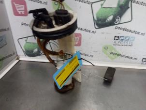 Gebruikte Benzinepomp Audi A6 (C5) 2.8 V6 30V Prijs € 20,00 Margeregeling aangeboden door Autodemontagebedrijf R. Poeste B.V.