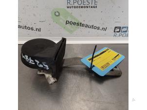 Gebruikte Toeter Citroen C3 (SC) 1.6 HDi 92 Prijs € 10,00 Margeregeling aangeboden door Autodemontagebedrijf R. Poeste B.V.