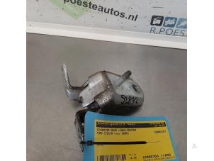 Gebruikte Scharnier deur links-achter Ford Fiesta 6 (JA8) 1.25 16V Prijs € 10,00 Margeregeling aangeboden door Autodemontagebedrijf R. Poeste B.V.
