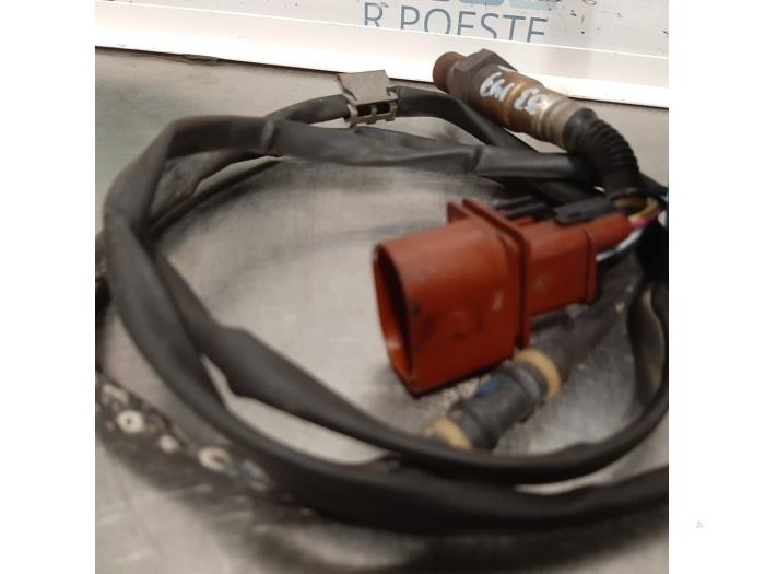 Lambda Sonde van een Porsche Cayenne (9PA) 4.5 S V8 32V 2004