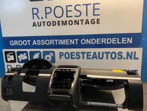 Gebruikte Dashboard Porsche Cayenne (9PA) 4.5 S V8 32V Prijs € 250,00 Margeregeling aangeboden door Autodemontagebedrijf R. Poeste B.V.