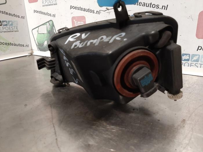 Mistlamp rechts-voor van een Volkswagen Golf VII (AUA) 1.6 TDI BlueMotion 16V 2014