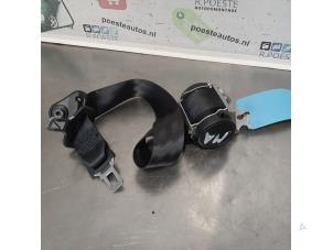 Gebruikte Veiligheidsgordel midden-achter Renault Zoé (AG) 46kW Prijs € 50,00 Margeregeling aangeboden door Autodemontagebedrijf R. Poeste B.V.