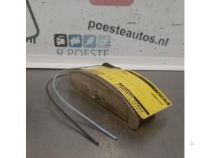 Gebruikte Kenteken Verlichting Renault Clio II (BB/CB) 1.2 Prijs € 15,00 Margeregeling aangeboden door Autodemontagebedrijf R. Poeste B.V.