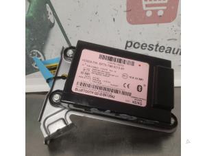 Gebruikte Bluetooth module Honda Insight (ZE2) 1.3 16V VTEC Prijs € 40,00 Margeregeling aangeboden door Autodemontagebedrijf R. Poeste B.V.