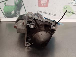 Gebruikte Startmotor Renault Scénic I (JA) 2.0 16V IDE Prijs € 20,00 Margeregeling aangeboden door Autodemontagebedrijf R. Poeste B.V.
