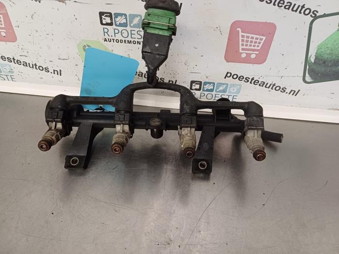 Gebruikte Galerij (Injectie) Citroen Berlingo Cinqspace, Multispace 1.4 Prijs € 30,00 Margeregeling aangeboden door Autodemontagebedrijf R. Poeste B.V.
