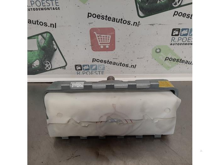 Airbag rechts (Dashboard) van een Volkswagen Polo V (6R) 1.2 TDI 12V BlueMotion 2010