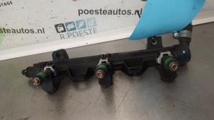 Gebruikte Injector brug Seat Ibiza III (6L1) 1.2 12V Prijs € 30,00 Margeregeling aangeboden door Autodemontagebedrijf R. Poeste B.V.