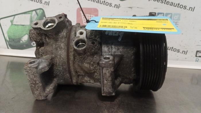 Gebruikte Aircopomp Toyota Avensis Wagon (T25/B1E) 2.2 D-4D 16V Prijs € 42,00 Margeregeling aangeboden door Autodemontagebedrijf R. Poeste B.V.