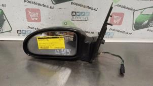 Gebruikte Buitenspiegel links Ford Focus 1 1.6 16V Prijs € 15,00 Margeregeling aangeboden door Autodemontagebedrijf R. Poeste B.V.