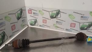 Gebruikte Cardanas rechts-voor (VWA) Opel Astra H SW (L35) 1.6 16V Twinport Prijs € 20,00 Margeregeling aangeboden door Autodemontagebedrijf R. Poeste B.V.