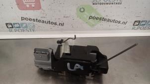 Gebruikte Portierslot Mechaniek 4Deurs links-achter Citroen Xsara Picasso (CH) 1.6 Prijs € 30,00 Margeregeling aangeboden door Autodemontagebedrijf R. Poeste B.V.