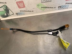 Gebruikte Olie Peilstok Chevrolet Cruze (300) 1.8 16V VVT Prijs € 20,00 Margeregeling aangeboden door Autodemontagebedrijf R. Poeste B.V.
