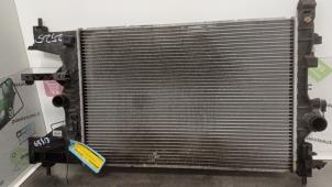 Gebruikte Radiateur Chevrolet Cruze (300) 1.8 16V VVT Prijs € 30,00 Margeregeling aangeboden door Autodemontagebedrijf R. Poeste B.V.