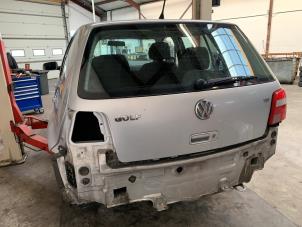 Gebruikte Achterklep Volkswagen Golf IV (1J1) 1.6 16V Prijs € 100,00 Margeregeling aangeboden door Autodemontagebedrijf R. Poeste