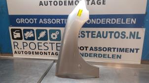 Gebruikte Spatbord rechts-voor Peugeot 206 SW (2E/K) 1.4 Prijs € 40,00 Margeregeling aangeboden door Autodemontagebedrijf R. Poeste B.V.
