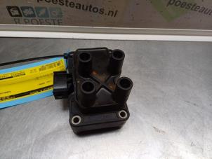 Bobine van een Ford Focus 2 1.4 16V 2005