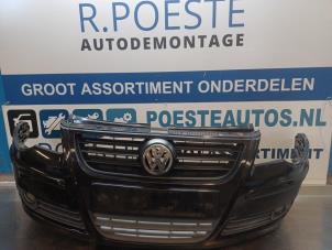Gebruikte Voorbumper Volkswagen Polo IV (9N1/2/3) 1.4 16V 75 Prijs € 100,00 Margeregeling aangeboden door Autodemontagebedrijf R. Poeste B.V.