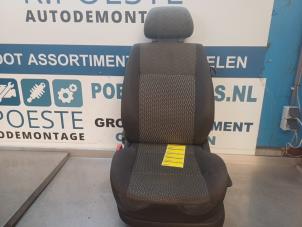 Gebruikte Stoel links Seat Arosa (6H1) 1.0 MPi Prijs € 50,00 Margeregeling aangeboden door Autodemontagebedrijf R. Poeste B.V.