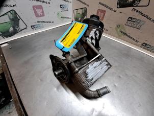 Gebruikte Oliefilterhuis Opel Corsa D 1.7 CDTi 16V Ecotec Prijs € 30,00 Margeregeling aangeboden door Autodemontagebedrijf R. Poeste B.V.