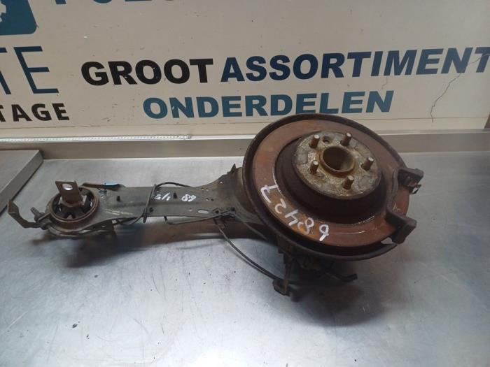 Draagarm rechts-achter van een Ford S-Max (GBW) 2.0 TDCi 16V 140 2008