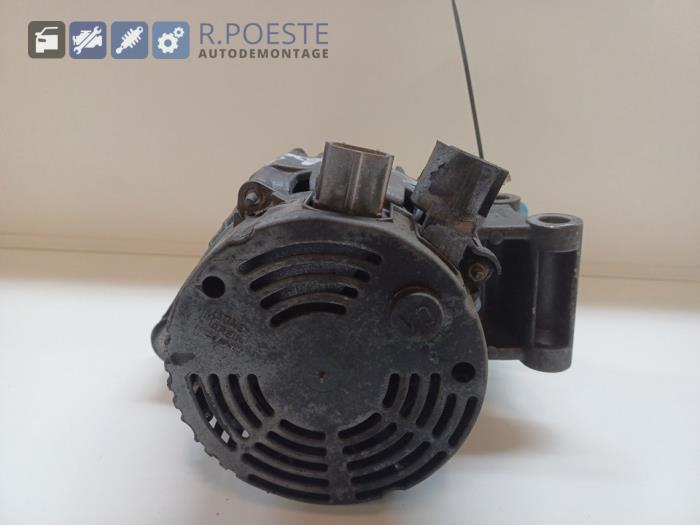 Dynamo van een Ford Focus 2 Wagon 1.4 16V 2005