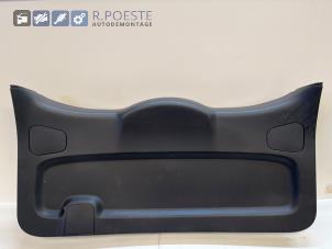 Gebruikte Bekleding Achterklep Ford S-Max (GBW) 2.0 TDCi 16V 140 Prijs € 30,00 Margeregeling aangeboden door Autodemontagebedrijf R. Poeste B.V.