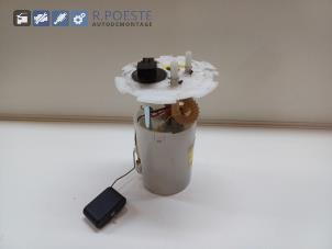 Gebruikte Benzinepomp Chevrolet Aveo (250) 1.2 16V Prijs € 50,00 Margeregeling aangeboden door Autodemontagebedrijf R. Poeste B.V.