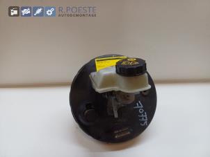 Gebruikte Rembekrachtiger Volvo V50 (MW) 1.6 D 16V Prijs € 40,00 Margeregeling aangeboden door Autodemontagebedrijf R. Poeste B.V.