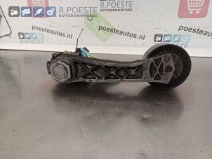 Gebruikte Spanner multiriem Peugeot 207/207+ (WA/WC/WM) 1.6 16V GT THP Prijs € 20,00 Margeregeling aangeboden door Autodemontagebedrijf R. Poeste B.V.