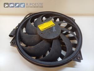 Gebruikte Radiateurfan Citroen C5 I Berline (DC) 2.0 16V Prijs € 30,00 Margeregeling aangeboden door Autodemontagebedrijf R. Poeste B.V.