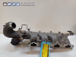 Gebruikte Inlaatspruitstuk Mini Mini Cooper S (R53) 1.6 16V Prijs € 40,00 Margeregeling aangeboden door Autodemontagebedrijf R. Poeste B.V.