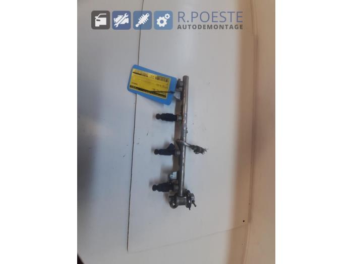Gebruikte Verstuiver brug Volkswagen Passat Variant (3B6) 1.8 Turbo 20V Prijs € 30,00 Margeregeling aangeboden door Autodemontagebedrijf R. Poeste B.V.