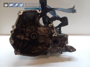 Gebruikte Versnellingsbak Honda Logo (GA33) 1.3 Prijs € 150,00 Margeregeling aangeboden door Autodemontagebedrijf R. Poeste B.V.