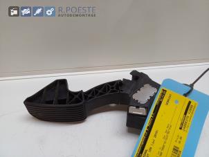Gebruikte Gaspedaal Peugeot 108 1.0 12V VVT-i Prijs € 30,00 Margeregeling aangeboden door Autodemontagebedrijf R. Poeste B.V.
