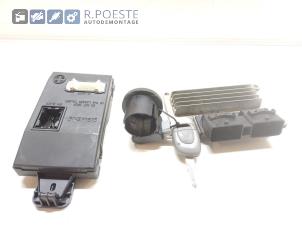 Gebruikte Computer Motormanagement Renault Twingo (C06) 1.2 16V Prijs € 95,00 Margeregeling aangeboden door Autodemontagebedrijf R. Poeste B.V.