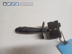 Gebruikte Richtingaanwijzer Schakelaar Nissan Kubistar (F10) 1.5 dCi 65 Prijs € 20,00 Margeregeling aangeboden door Autodemontagebedrijf R. Poeste B.V.